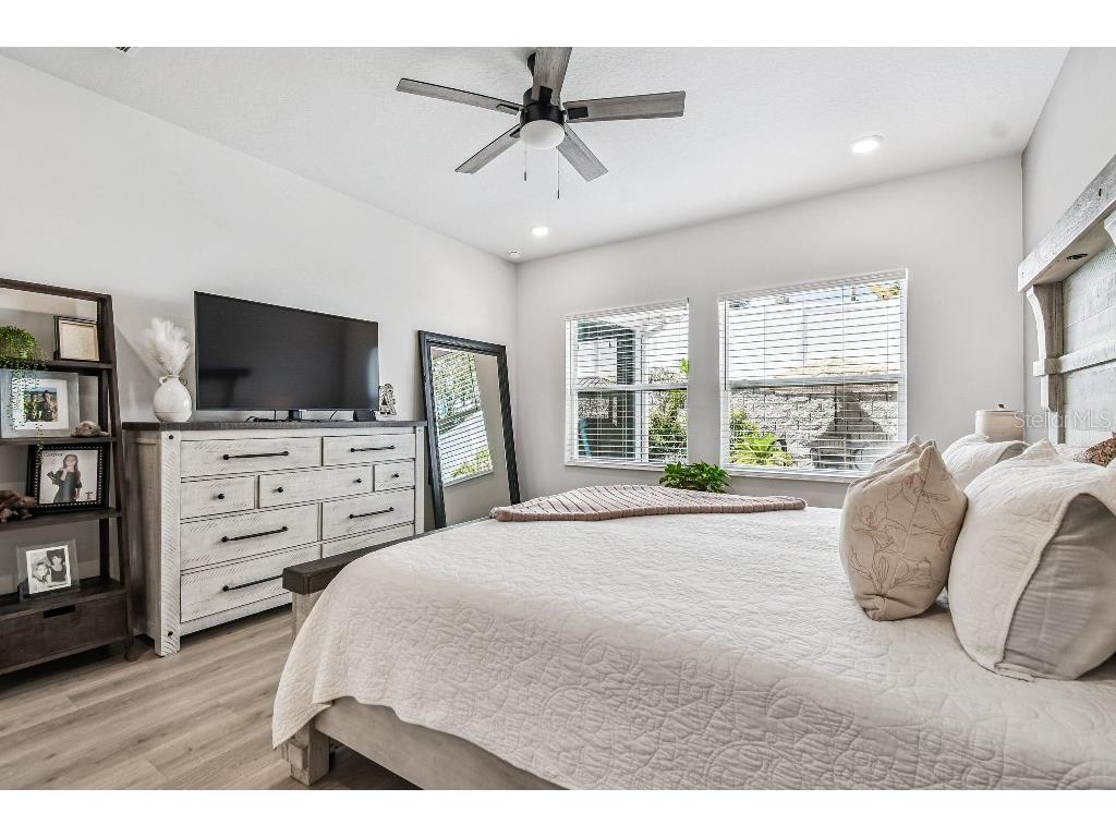 1516 Gopher Loop Tarpon Springs FL 34689 TB8419591 image17