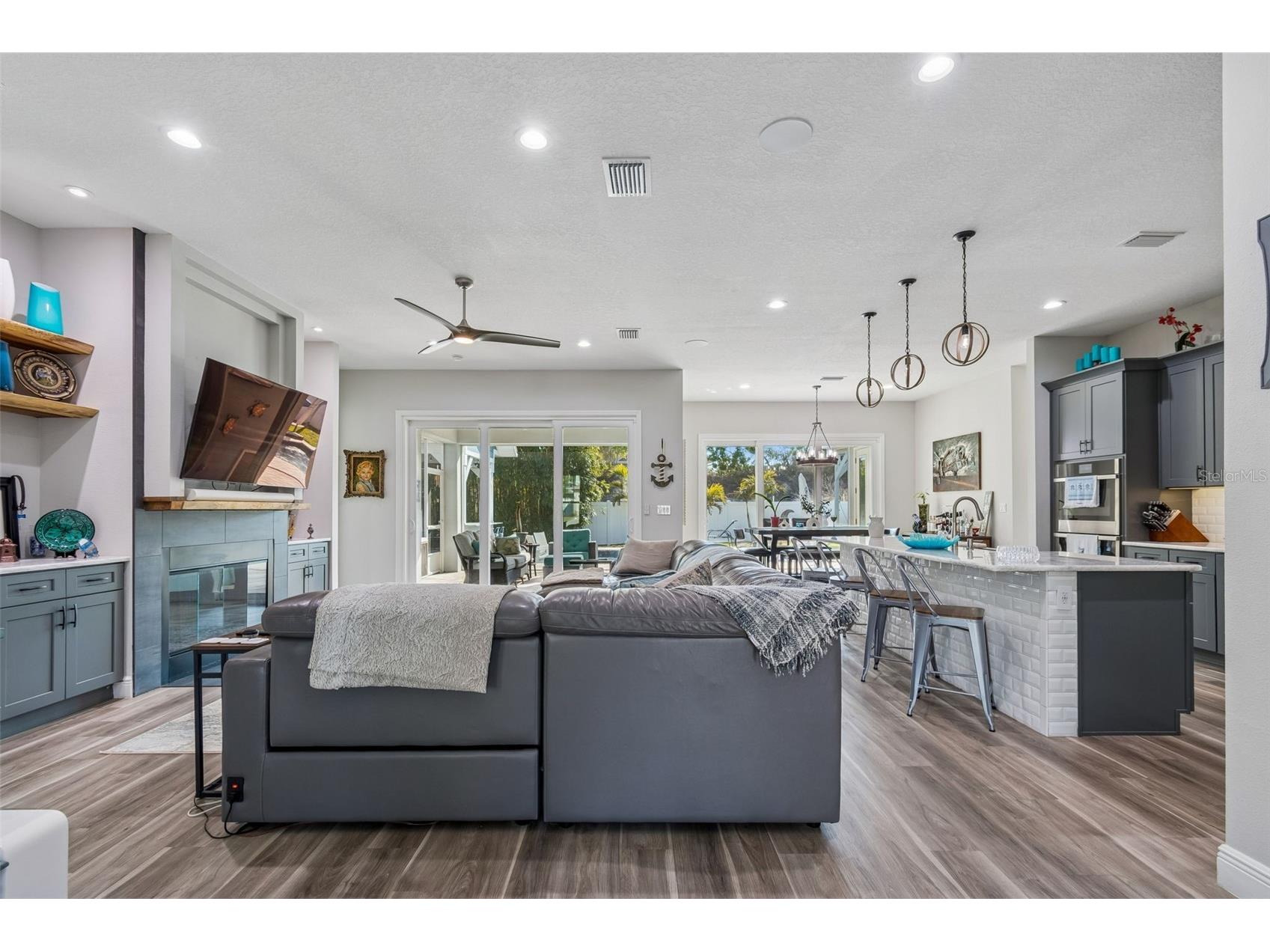 1516 Grandview Drive Tarpon Springs FL 34689 TB8474188 image19