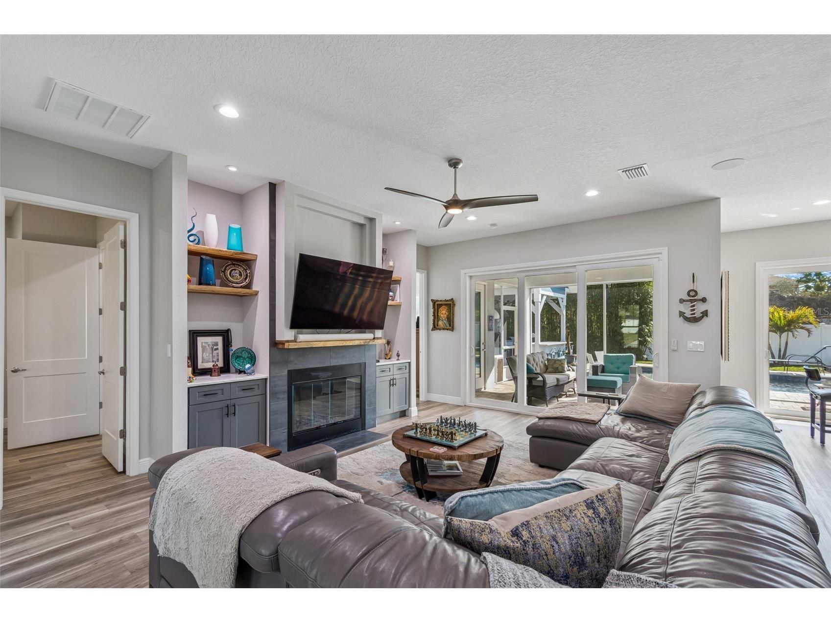 1516 Grandview Drive Tarpon Springs FL 34689 TB8474188 image20