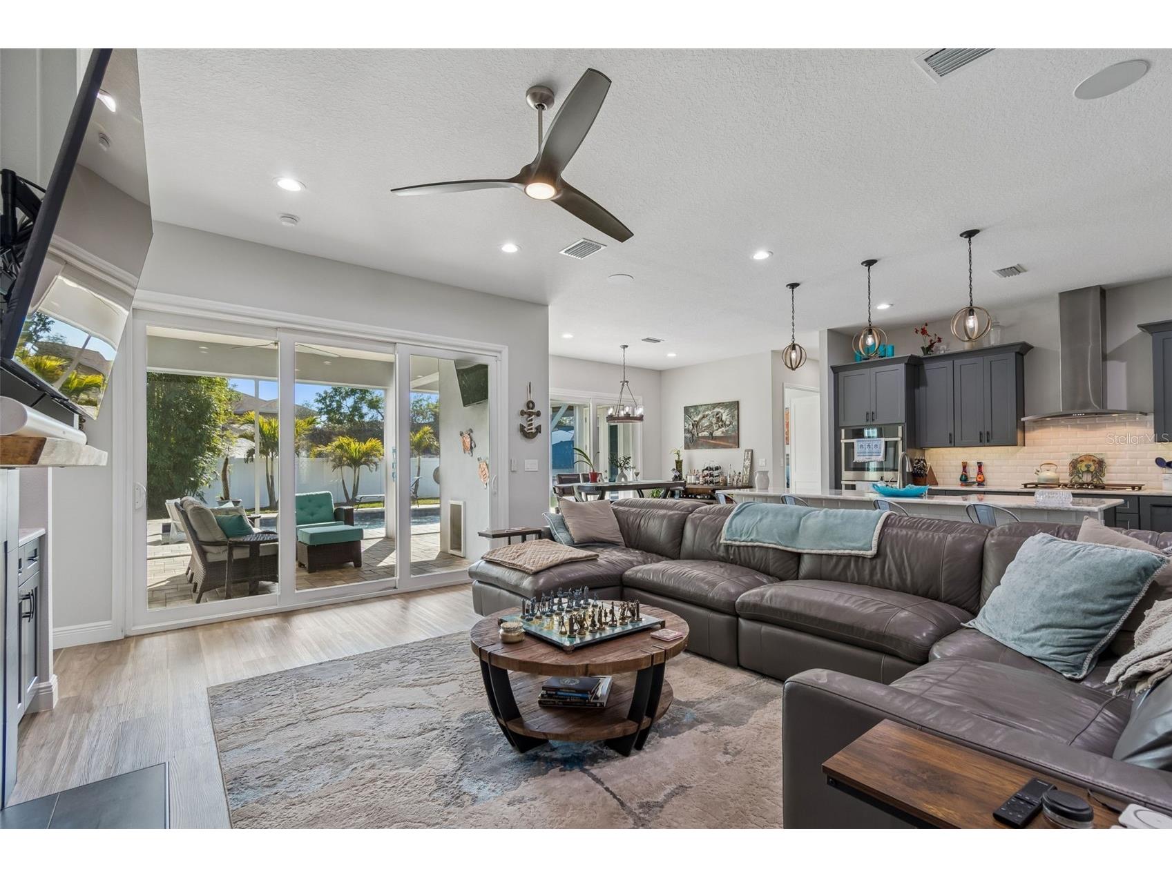 1516 Grandview Drive Tarpon Springs FL 34689 TB8474188 image21