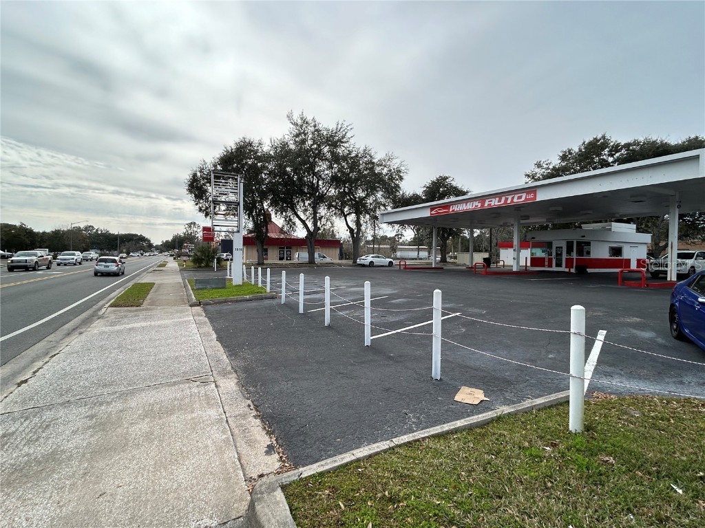 1516 N Main Street Gainesville FL 32601 GC518901 image5