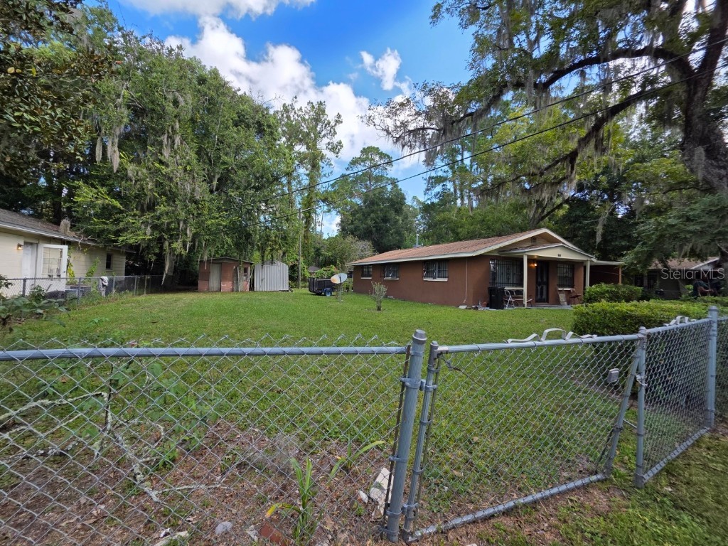 1516 NE 5th Place Gainesville FL 32641 TB8428971 image3