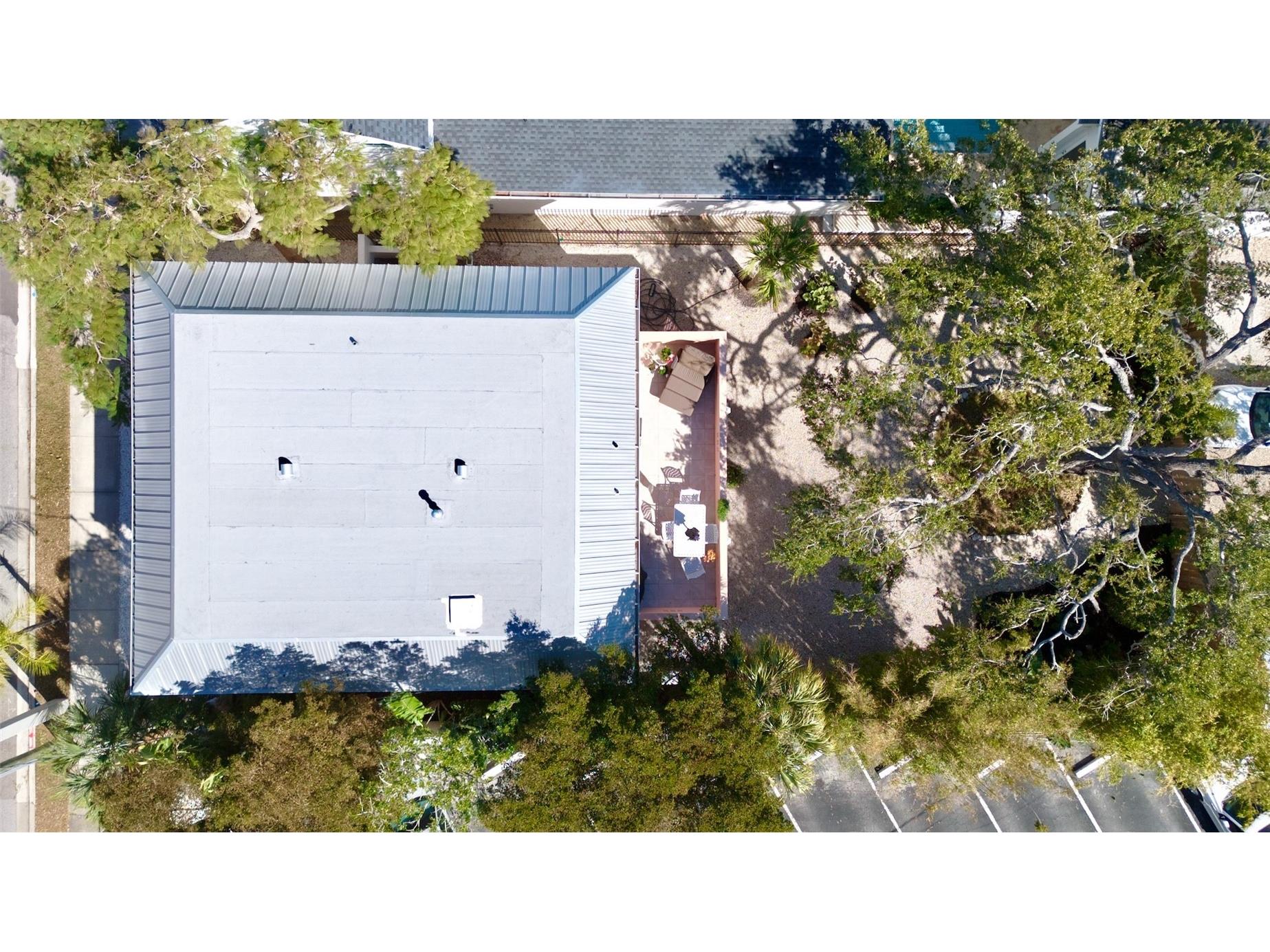 1516 Oak Street Sarasota FL 34236 A4680208 image46