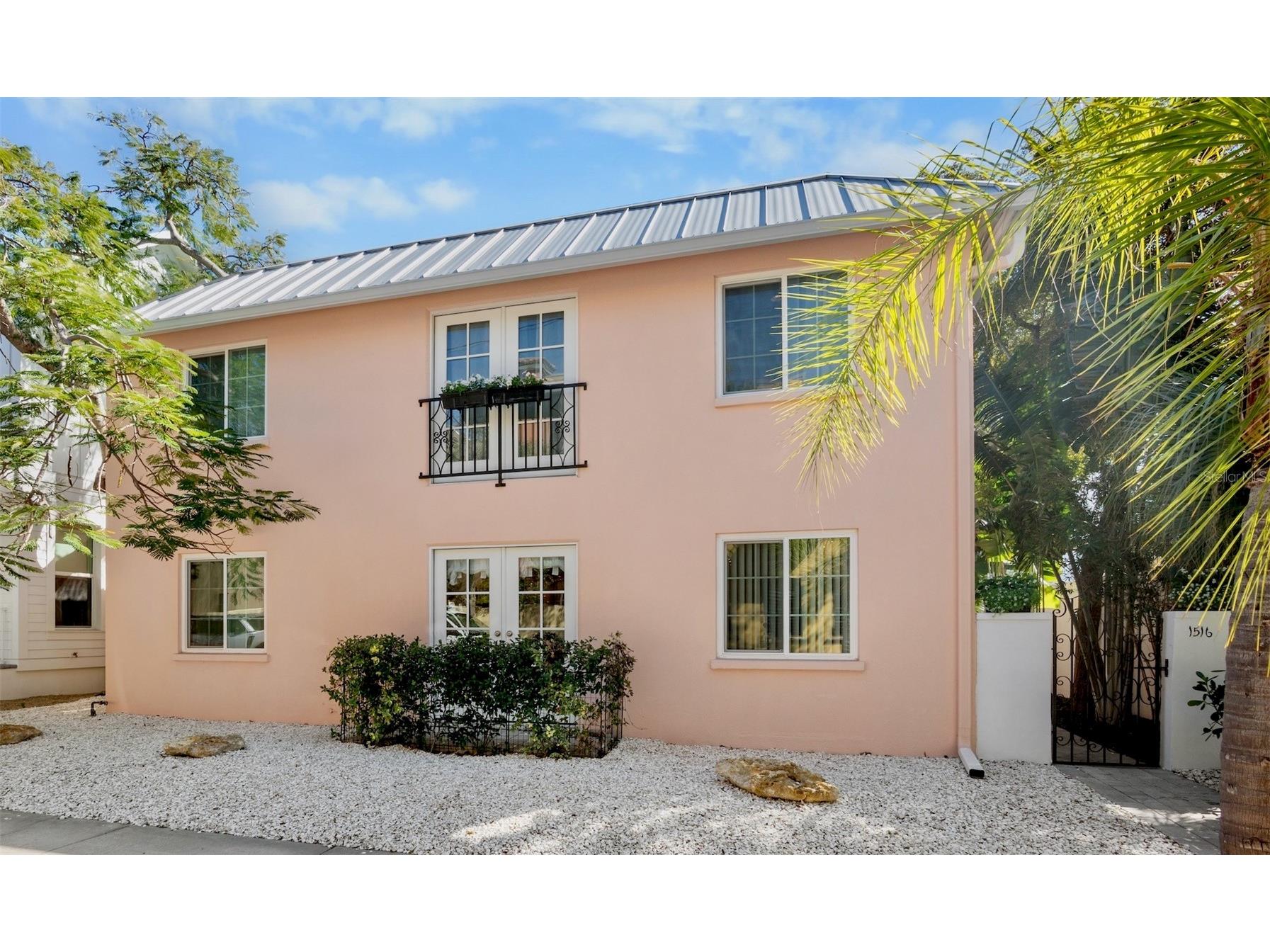 1516 Oak Street Sarasota FL 34236 A4680208 image49