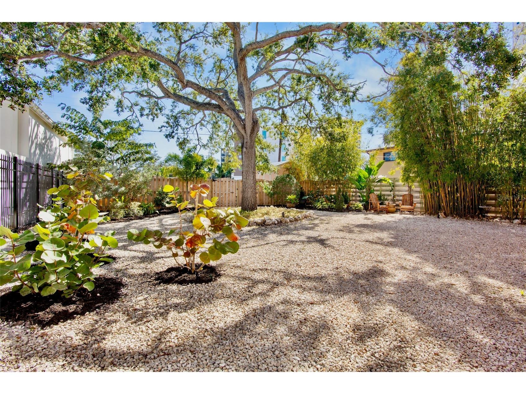 1516 Oak Street Sarasota FL 34236 A4680208 image7