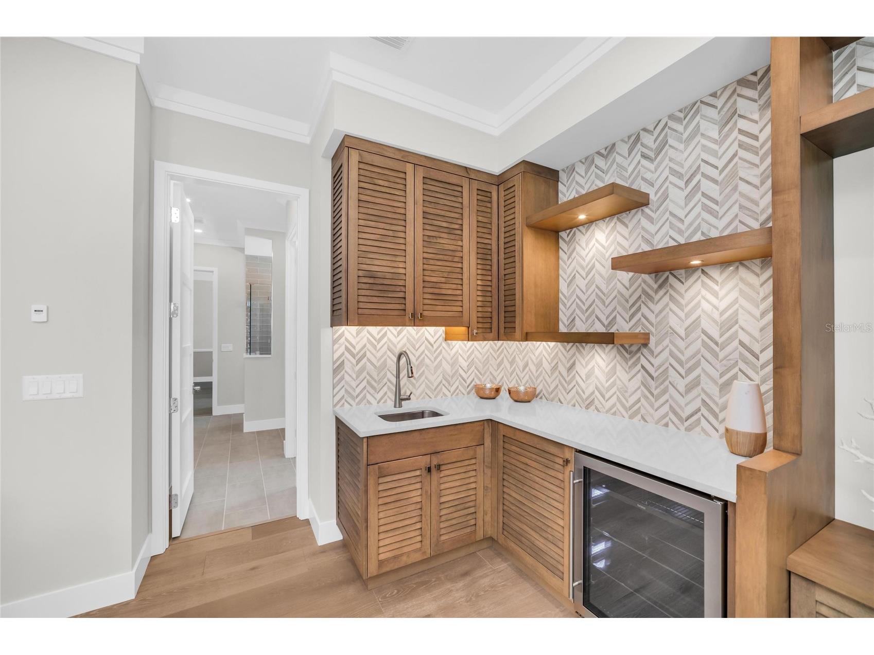 1516 S Orange Avenue Sarasota FL 34239 A4676686 image52