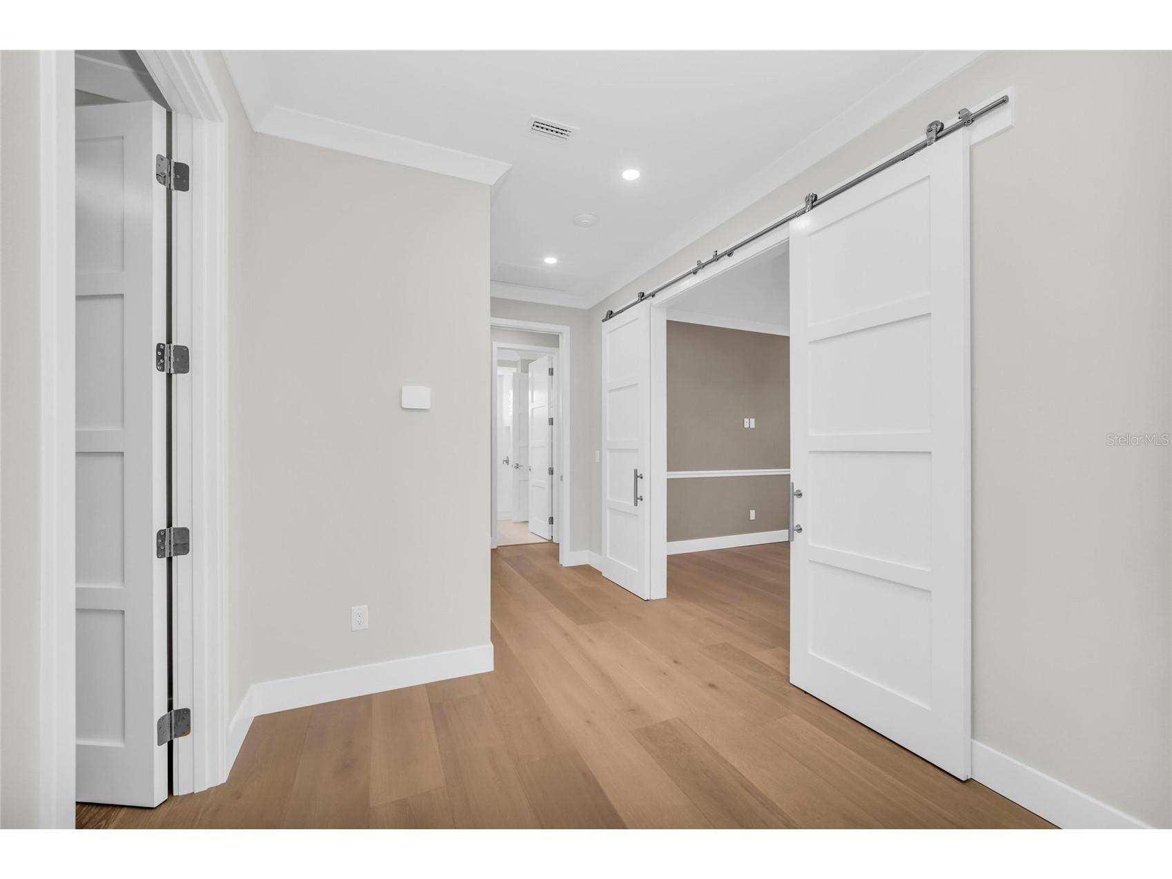 1516 S Orange Avenue Sarasota FL 34239 A4676686 image60