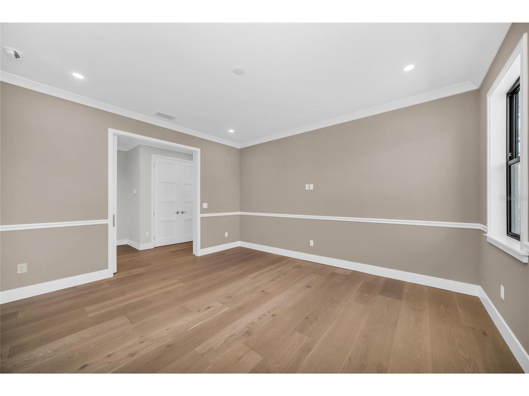 1516 S Orange Avenue Sarasota FL 34239 A4676686 image63