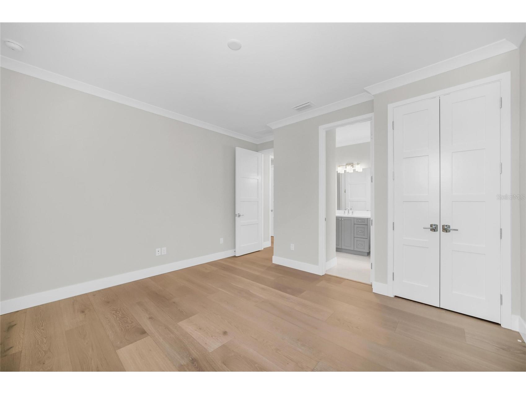 1516 S Orange Avenue Sarasota FL 34239 A4676686 image66