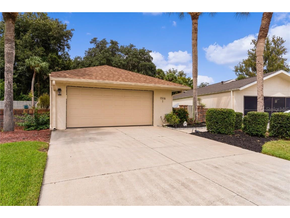 1516 S Pointe Dr Lake #1 Leesburg FL 34748 G5087272 image1
