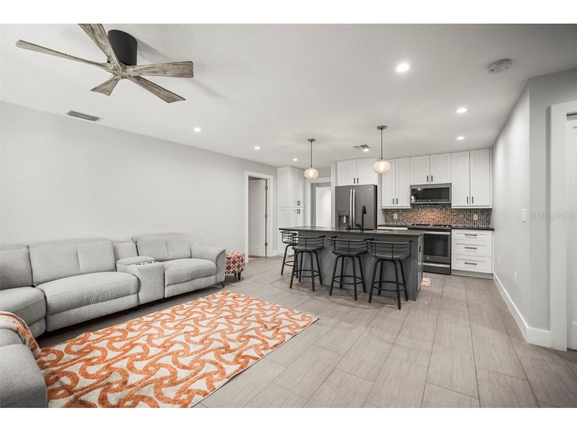 1516 Santa Anna Drive Dunedin FL 34698 TB8461131 image3