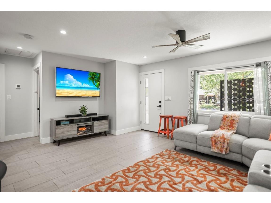 1516 Santa Anna Drive Dunedin FL 34698 TB8461131 image6