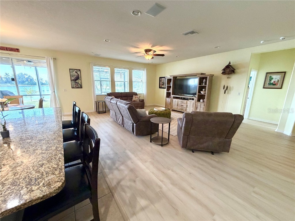 1516 Yale Castle Court Ruskin FL 33570 TB8430482 image14