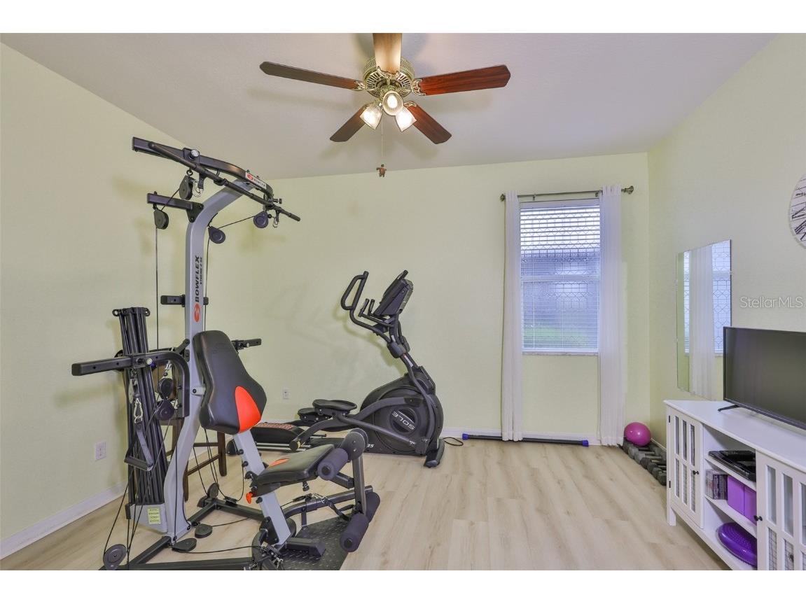 1516 Yale Castle Court Ruskin FL 33570 TB8430482 image23