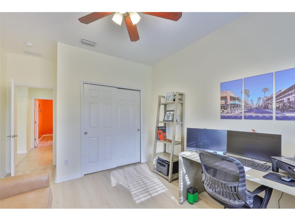 1516 Yale Castle Court Ruskin FL 33570 TB8430482 image35