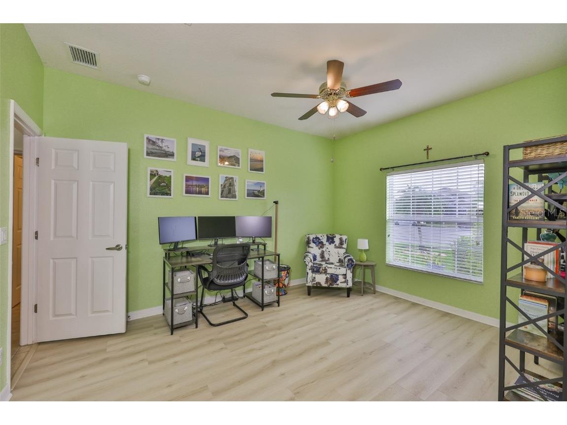 1516 Yale Castle Court Ruskin FL 33570 TB8430482 image8