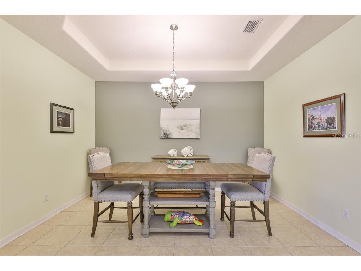 1516 Yale Castle Court Ruskin FL 33570 TB8430482 image9