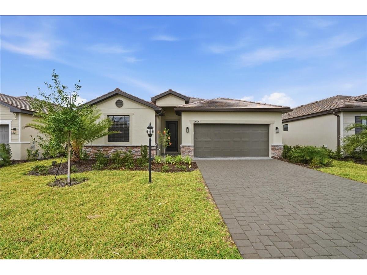 15165 Serene Shores Loop Bradenton FL 34211 A4689573 image1