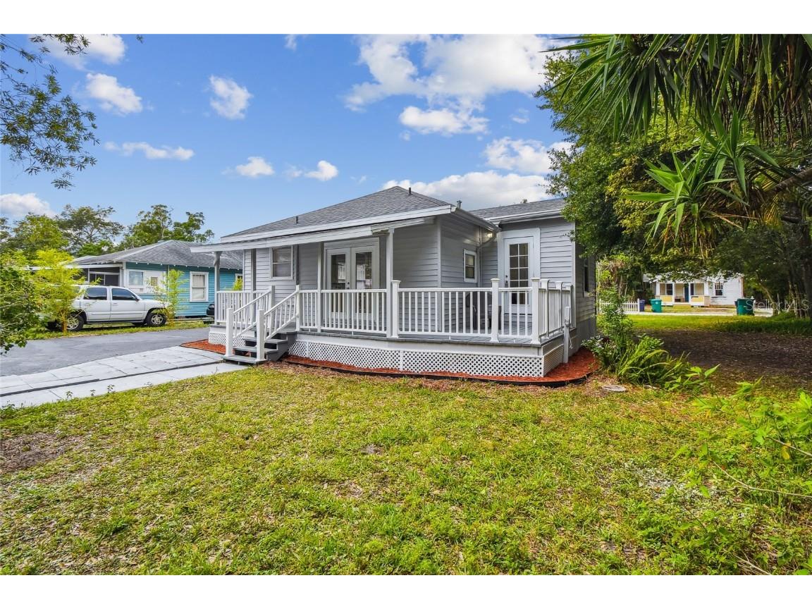 1517 5th Street W Palmetto FL 34221 A4568753 image1