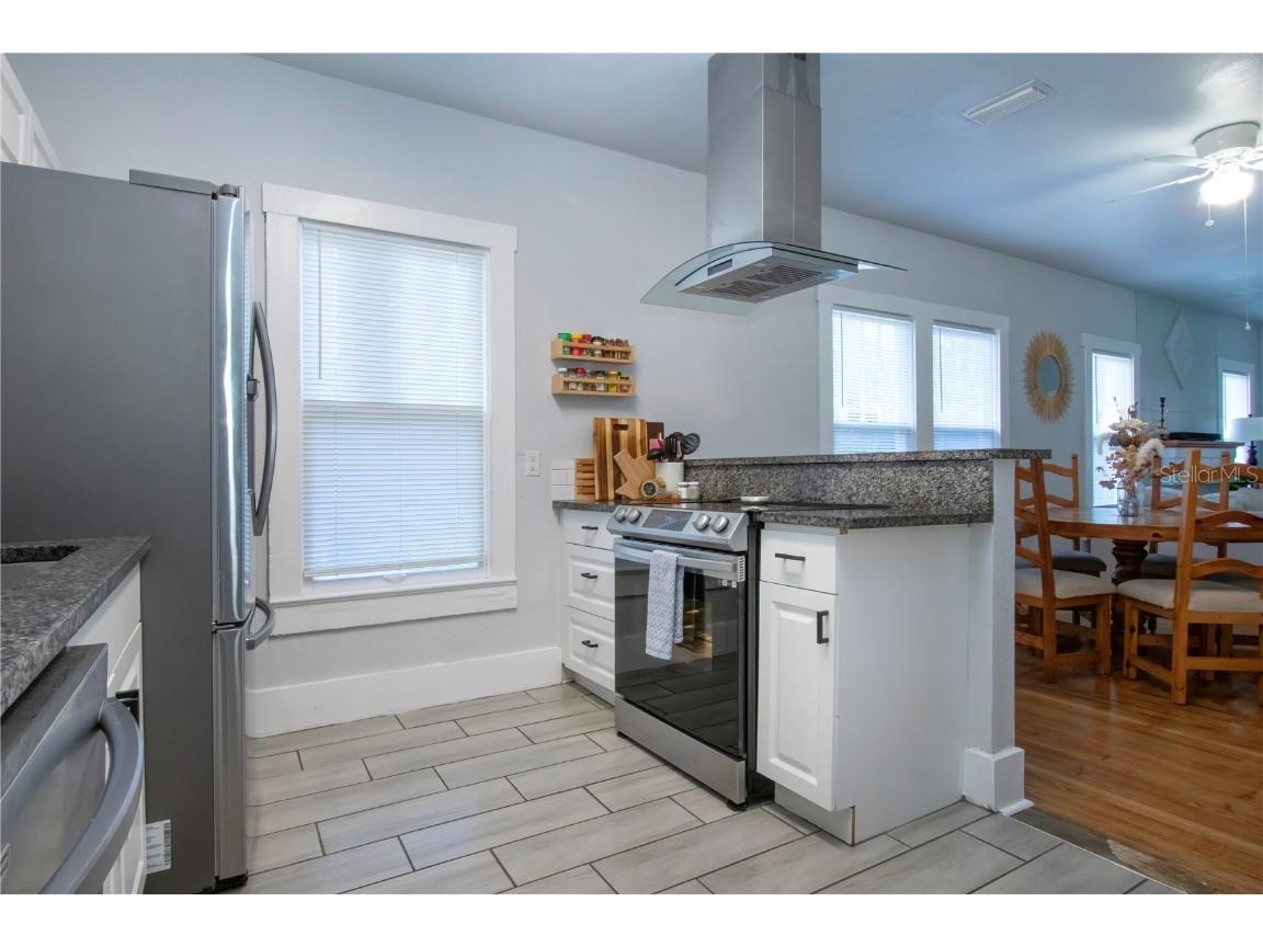 1517 5th Street W Palmetto FL 34221 A4661916 image49