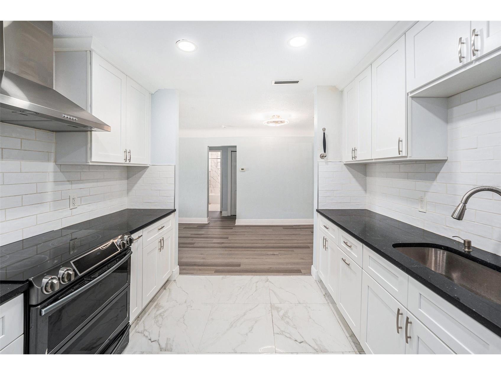 1517 60th Street S Gulfport FL 33707 TB8399765 image23