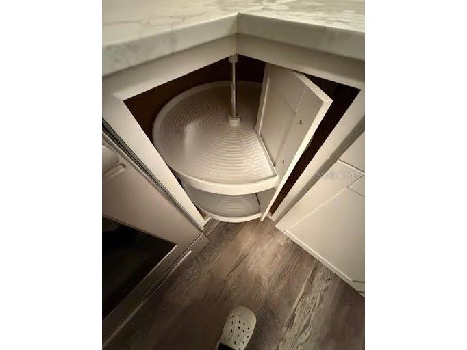 1517 Chateaux De Ville Court Clearwater FL 33764 TB8447030 image8