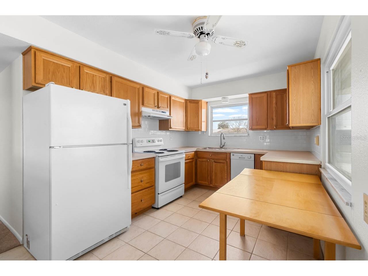 1517 Chevy Chase Drive Sun City Center FL 33573 TB8480107 image8