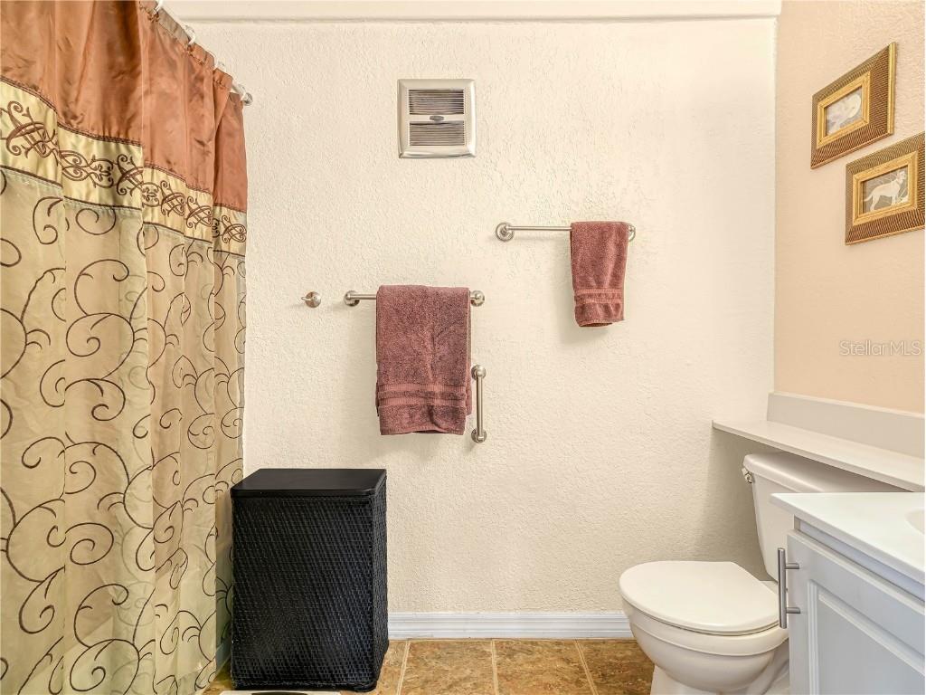 1517 Club Circle #8992 Lakeshore FL 33854 P4934059 image16