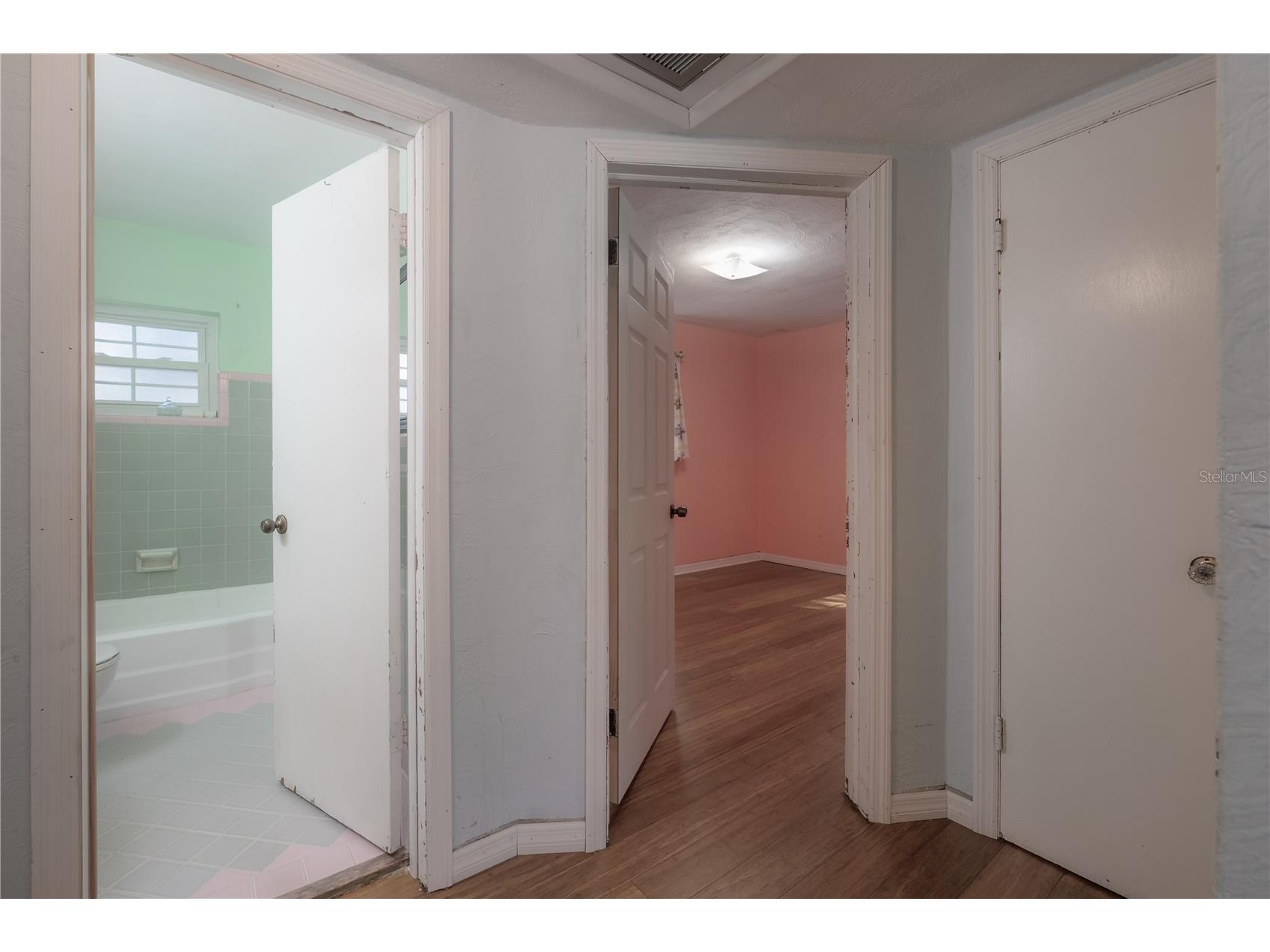 1517 E Emma Street Tampa FL 33610 TB8463572 image15