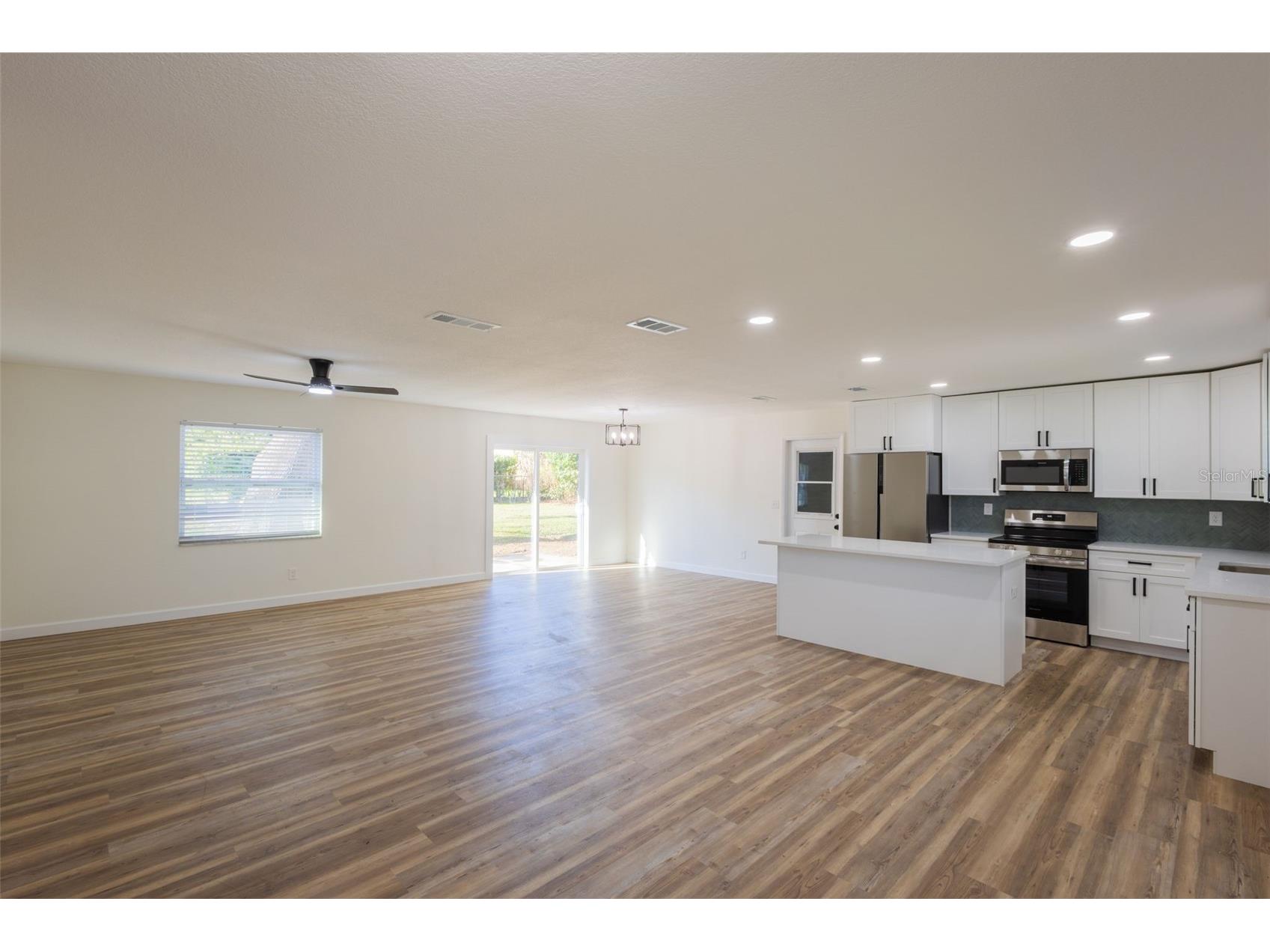 1517 Hallam Court N Lakeland FL 33813 A4685916 image3