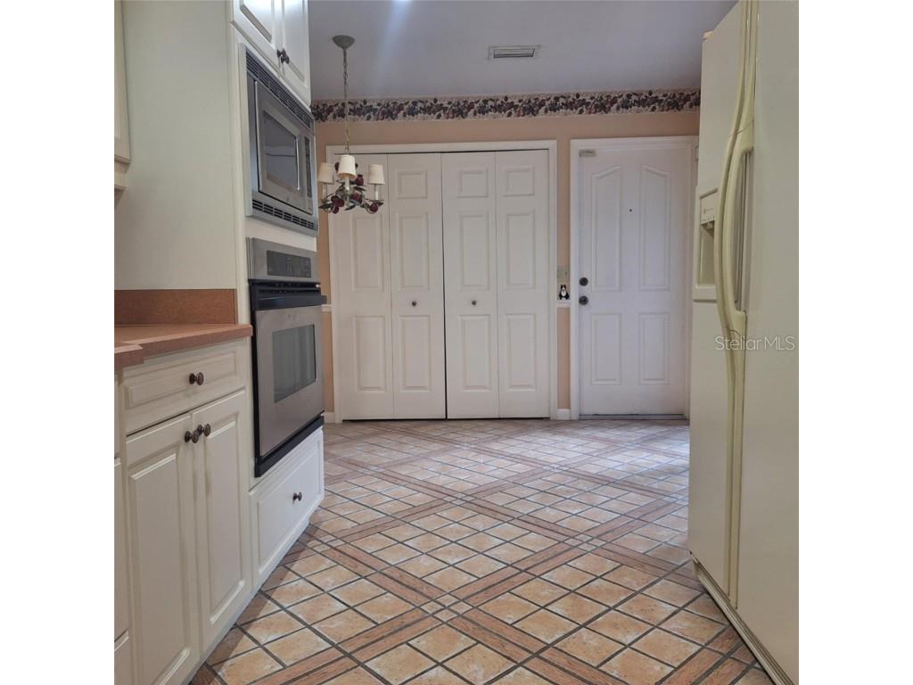 1517 N Carolwood Boulevard Fern Park FL 32730 O6337879 image4