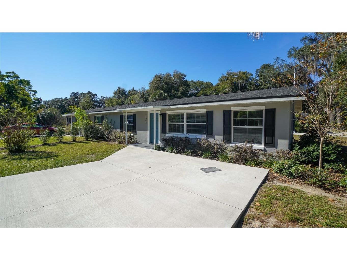 1517 N Grandview Street Mount Dora FL 32757 O6118366 image1