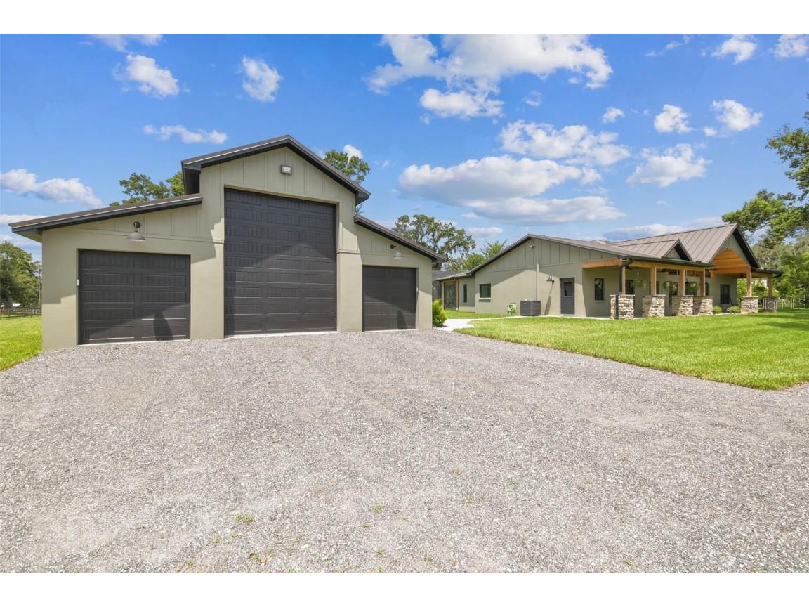 1517 Uncle Buds Lane Lithia FL 33547 TB8418321 image32