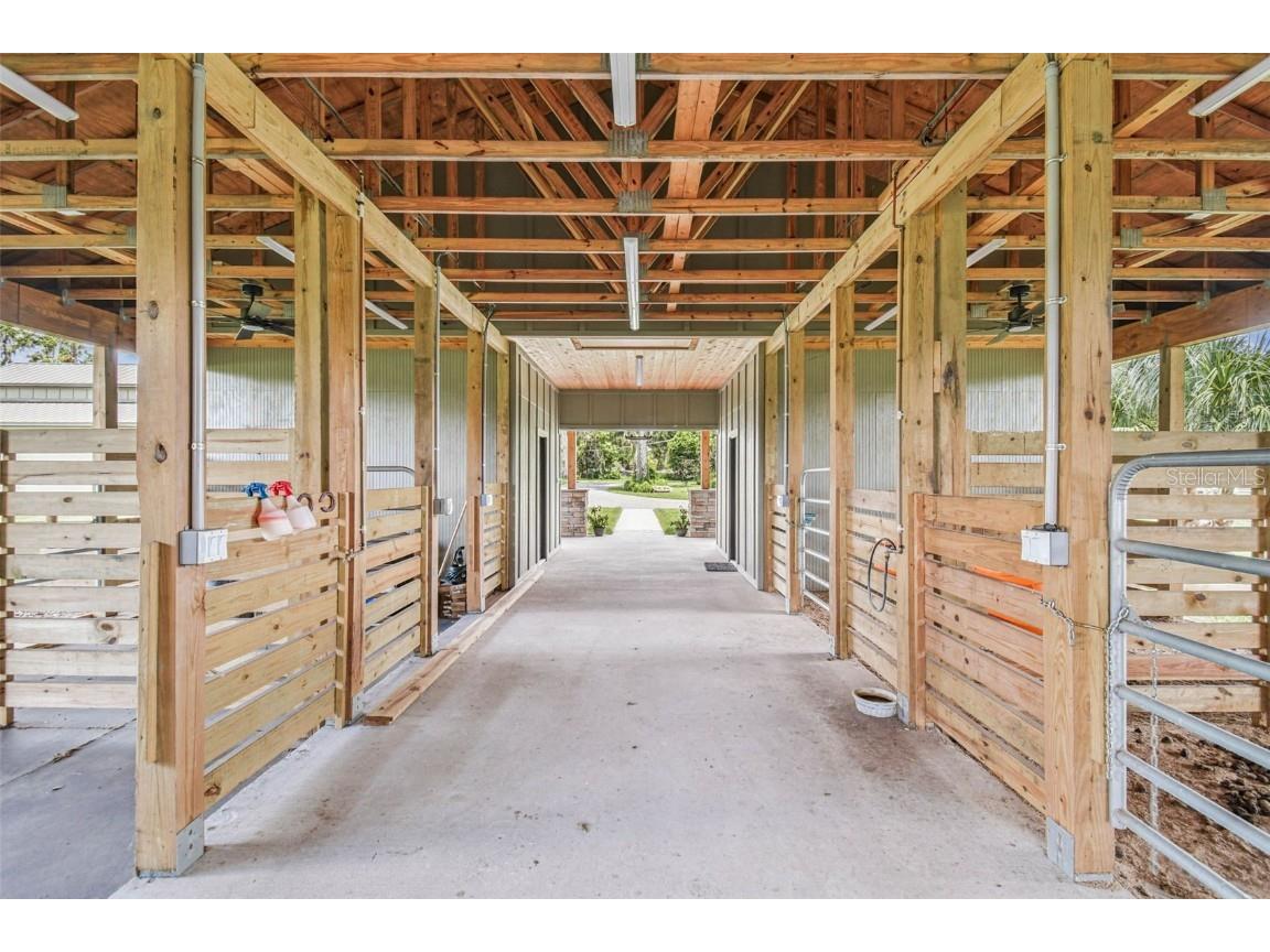 1517 Uncle Buds Lane Lithia FL 33547 TB8418321 image37