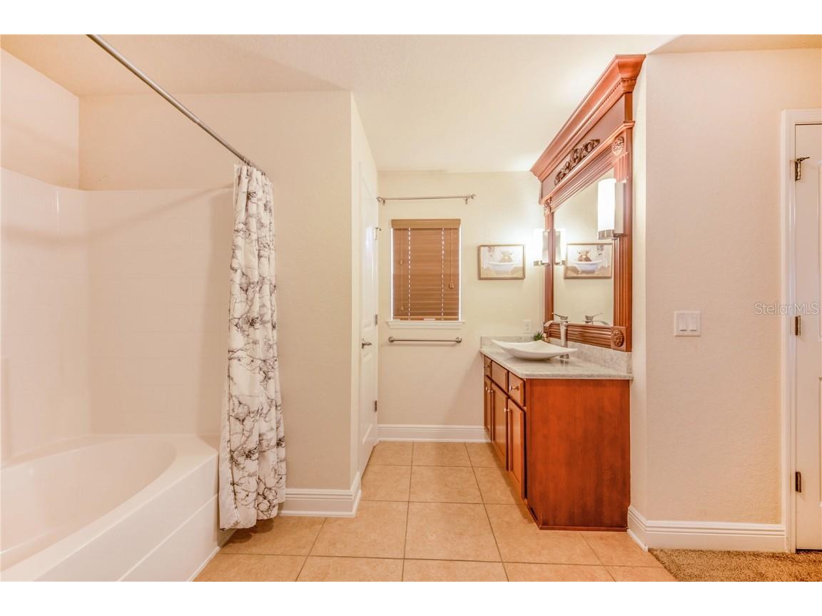 1518 Blue Sky Boulevard Haines City FL 33844 P4928555 image23