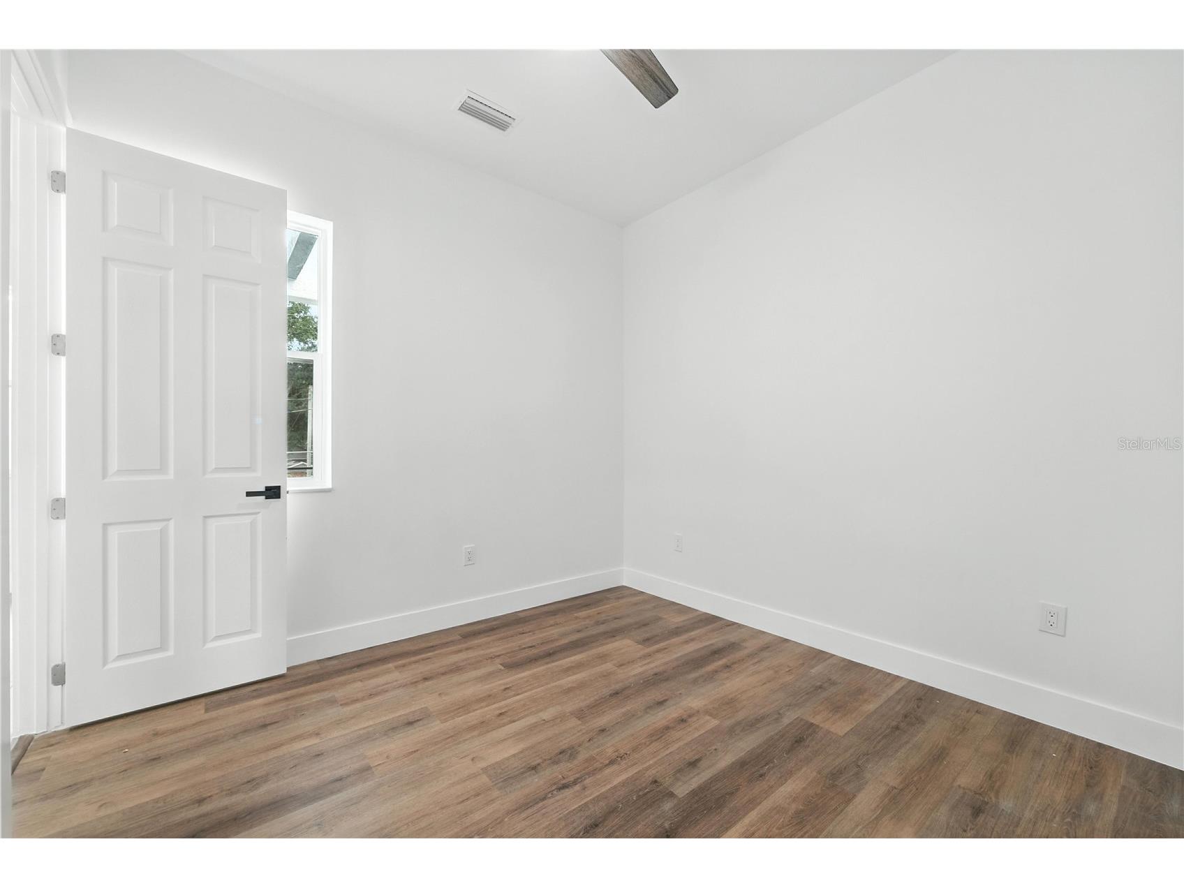 1518 Cloverlawn Avenue Orlando FL 32806 O6330493 image38