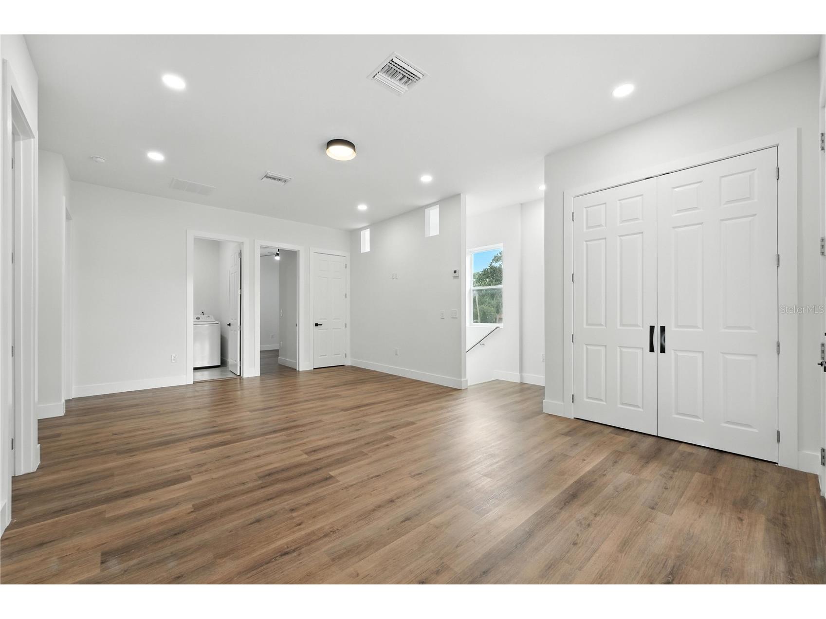 1518 Cloverlawn Avenue Orlando FL 32806 O6330493 image44