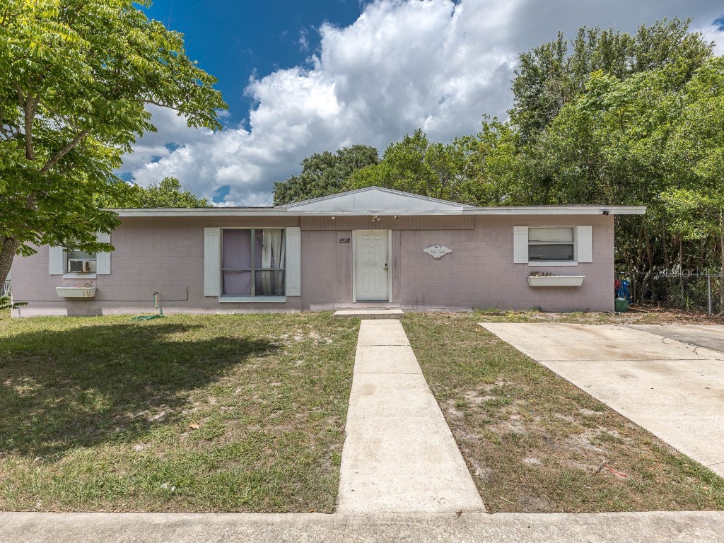 1518 Daroca Drive Deltona FL 32725 V4930312 image1