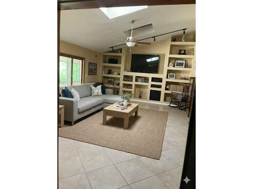 1518 Dawn Heights Drive Lakeland FL 33801 TB8437874 image11