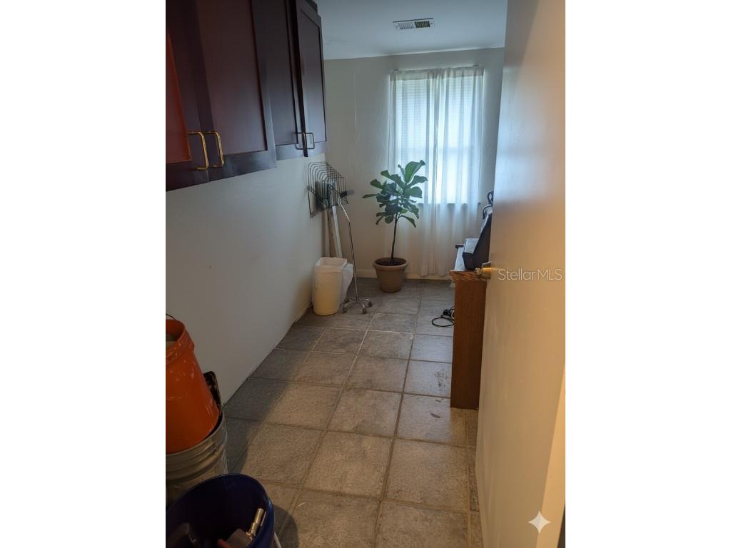 1518 Dawn Heights Drive Lakeland FL 33801 TB8437874 image17