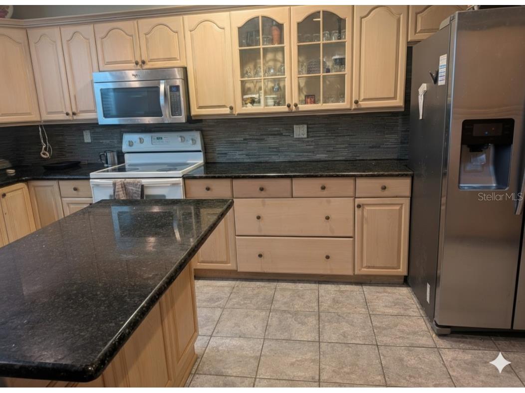 1518 Dawn Heights Drive Lakeland FL 33801 TB8437874 image2