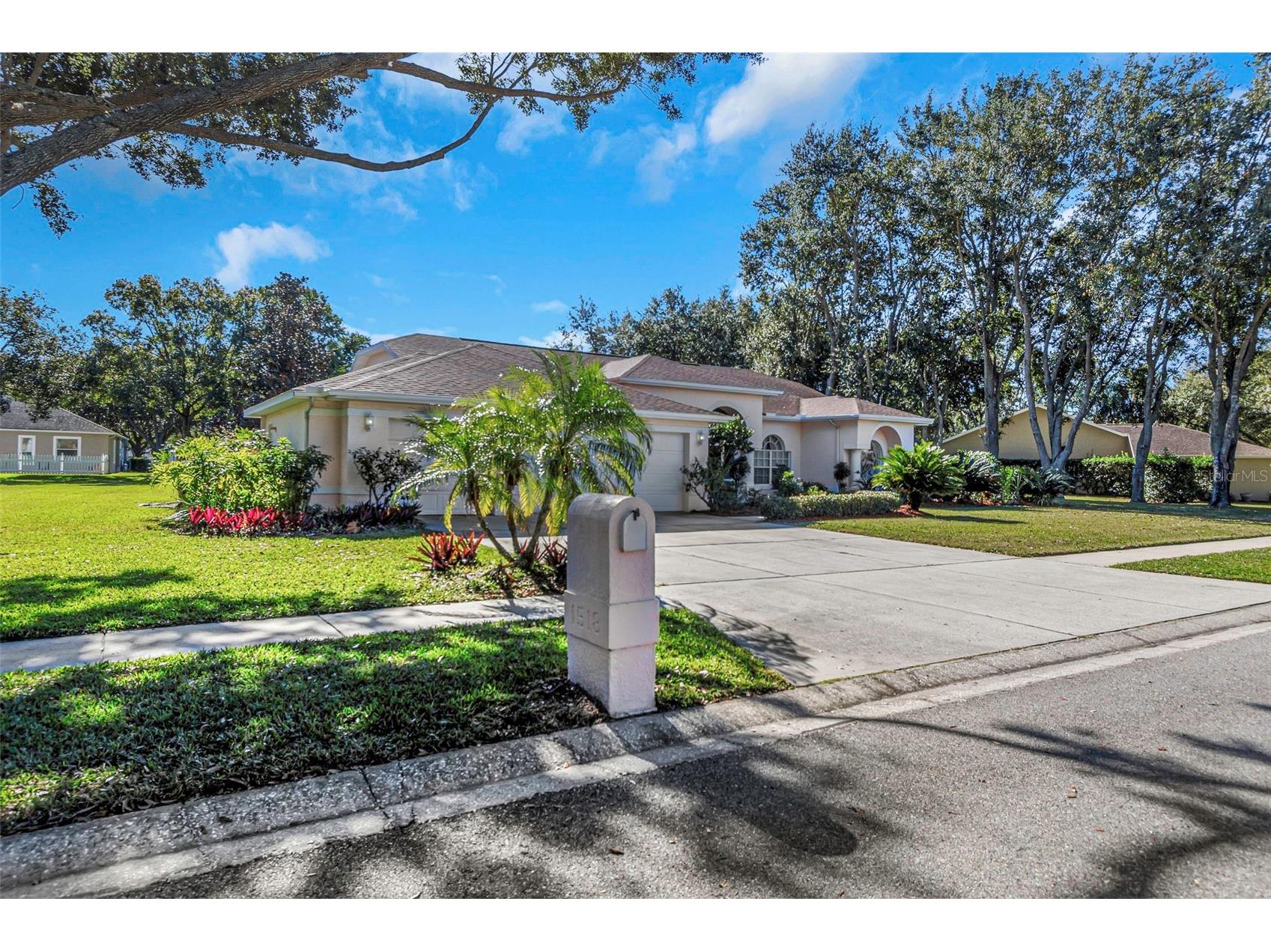 1518 Fishing Lake Drive Odessa FL 33556 TB8464108 image2