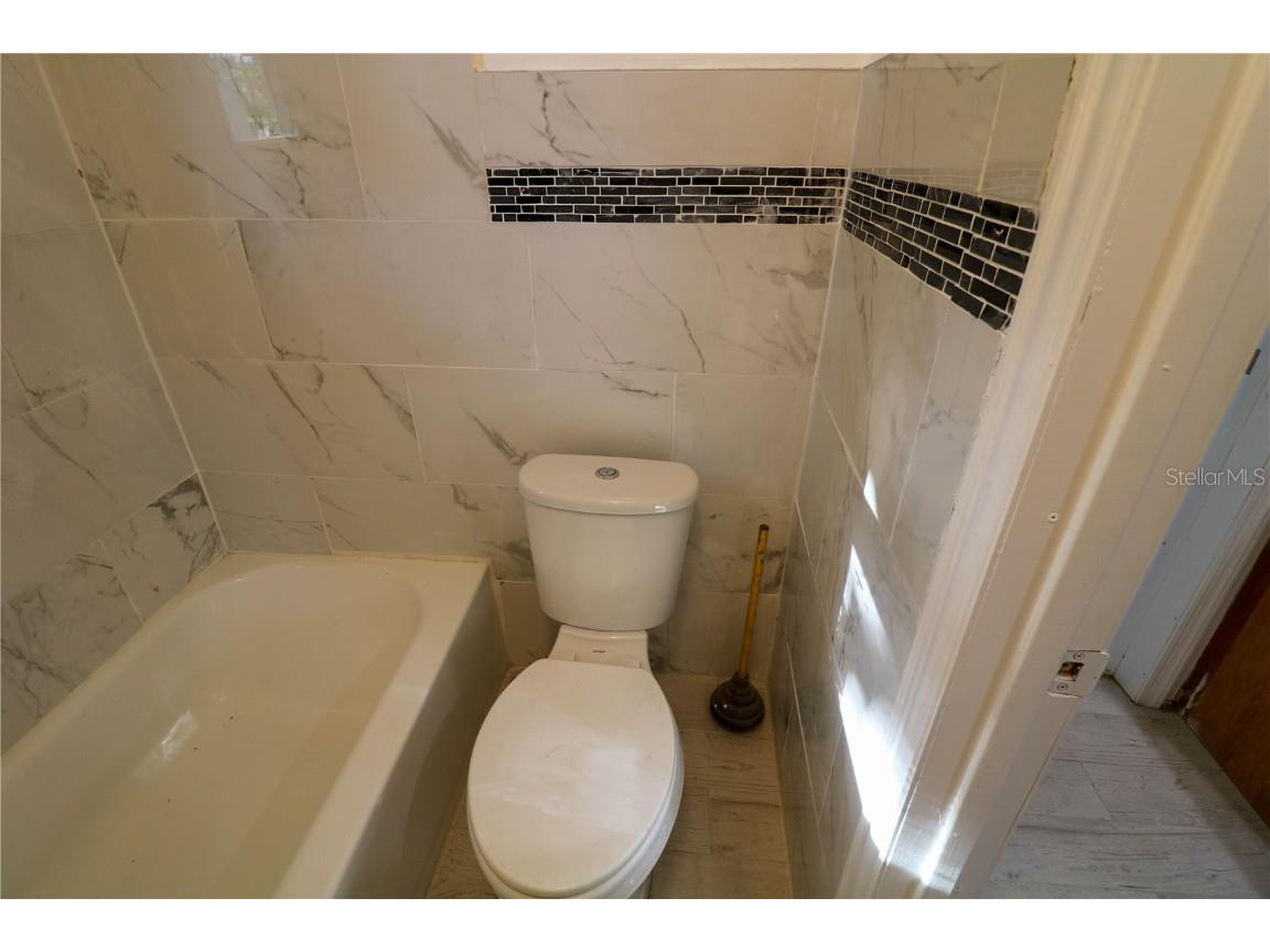 1518 Indiana Street Orlando FL 32805 O6333119 image15