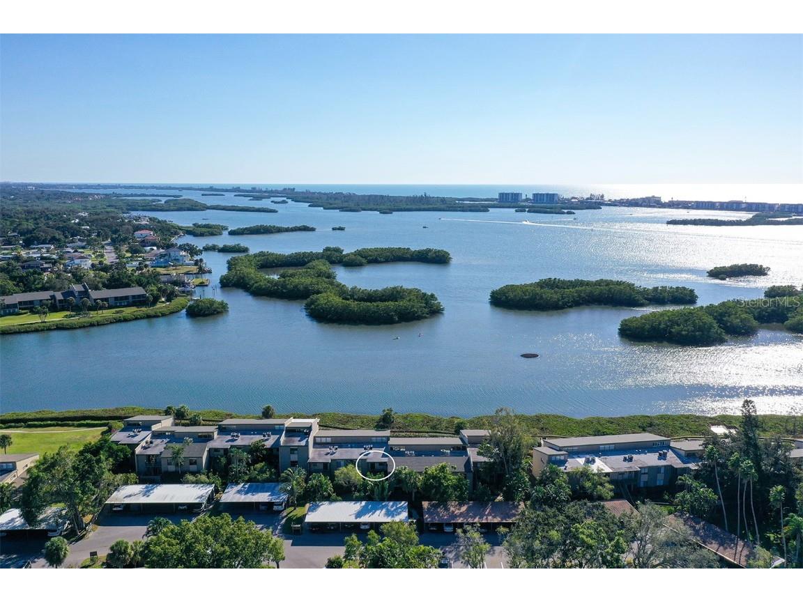 1518 Pelican Point Drive #257 Sarasota FL 34231 - SARASOTA BAY INTRACOASTAL A4671837 image1