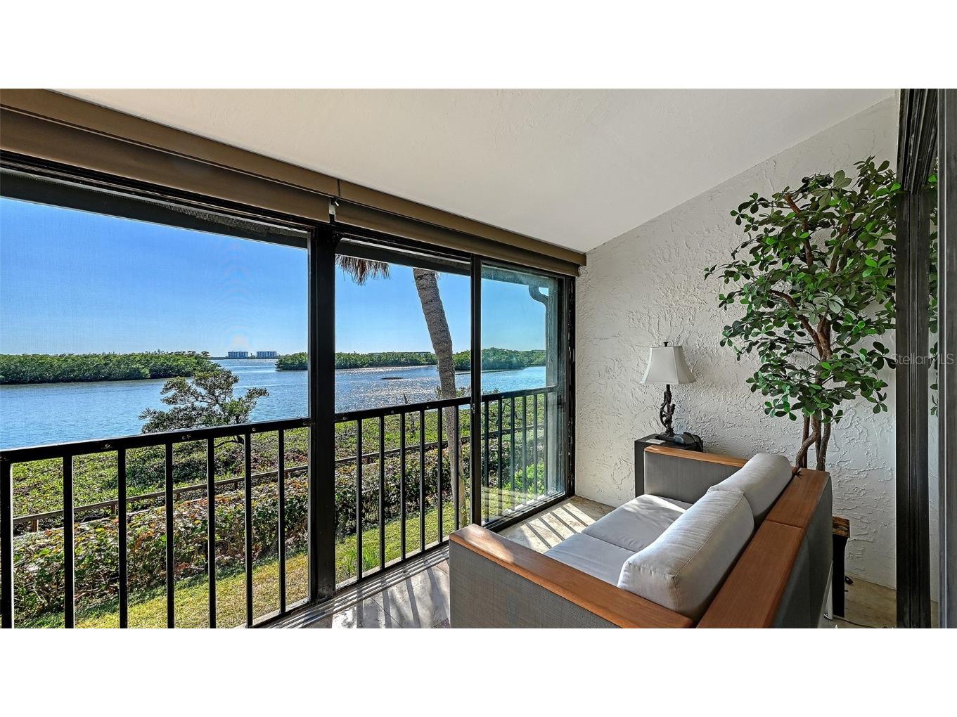 1518 Pelican Point Drive #257 Sarasota FL 34231 - SARASOTA BAY INTRACOASTAL A4671837 image19