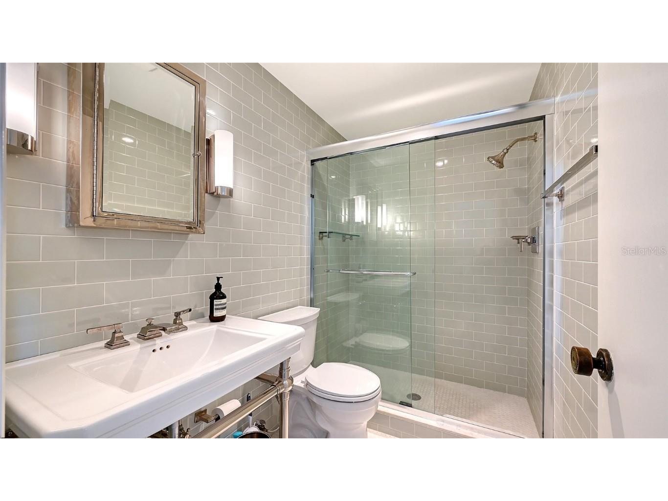 1518 Pelican Point Drive #257 Sarasota FL 34231 - SARASOTA BAY INTRACOASTAL A4671837 image25