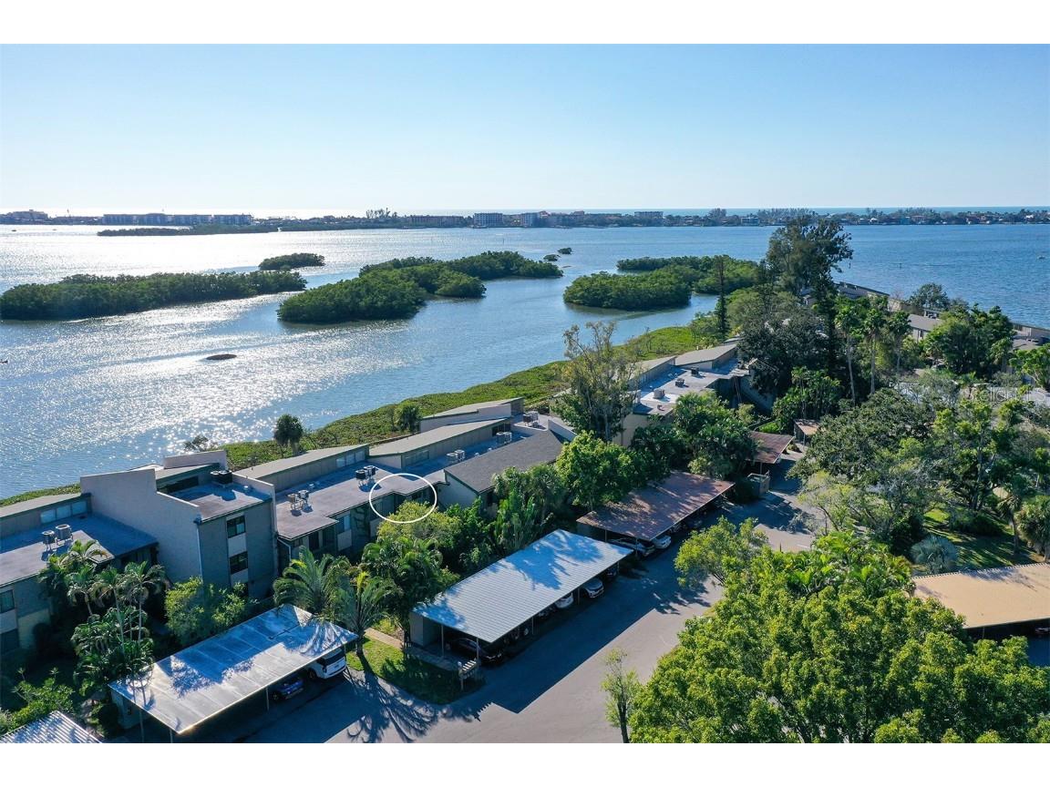 1518 Pelican Point Drive #257 Sarasota FL 34231 - SARASOTA BAY INTRACOASTAL A4671837 image3