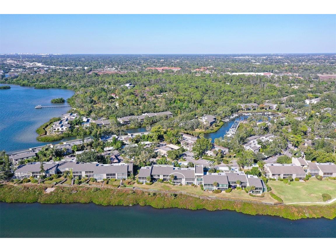 1518 Pelican Point Drive #257 Sarasota FL 34231 - SARASOTA BAY INTRACOASTAL A4671837 image38