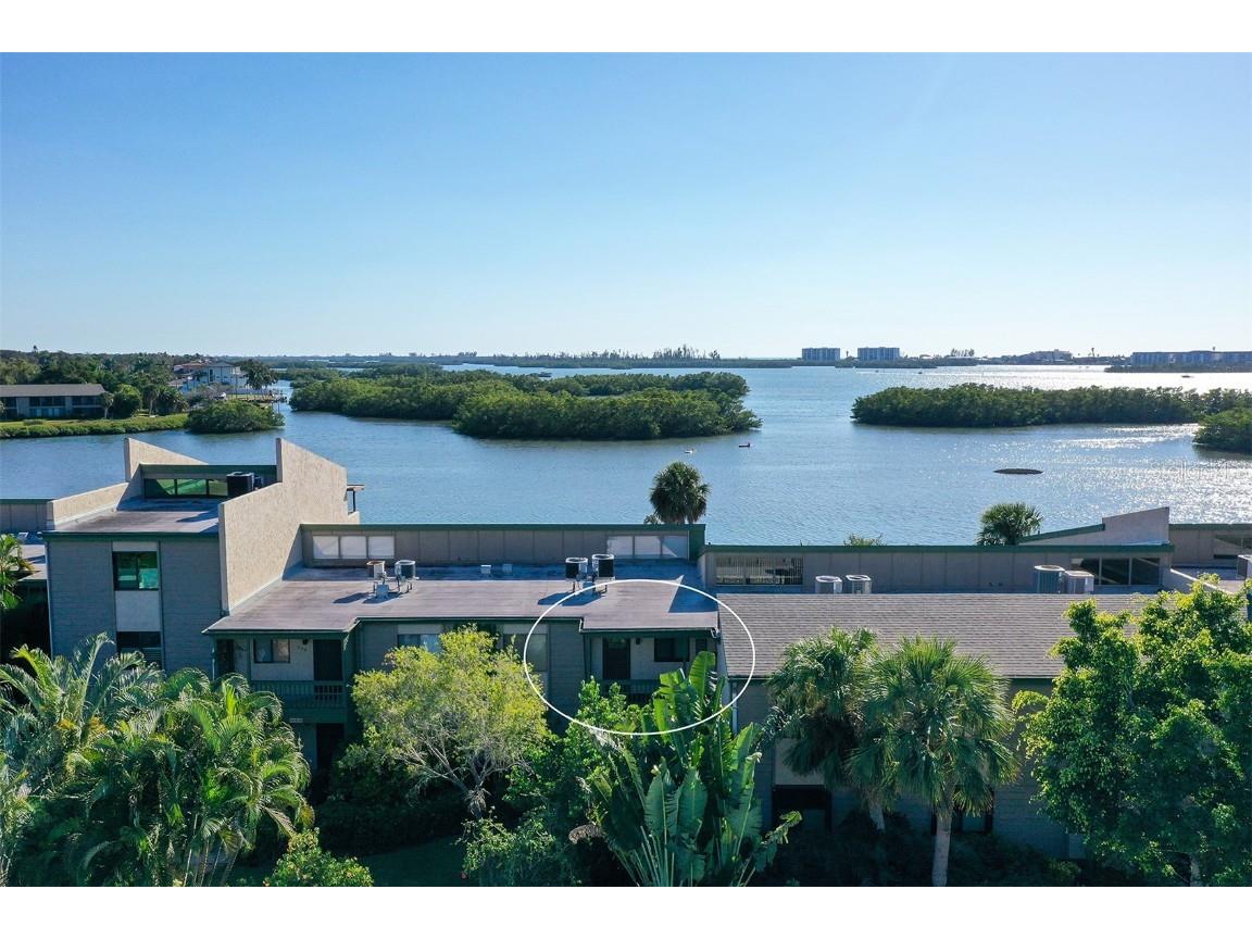 1518 Pelican Point Drive #257 Sarasota FL 34231 - SARASOTA BAY INTRACOASTAL A4671837 image4