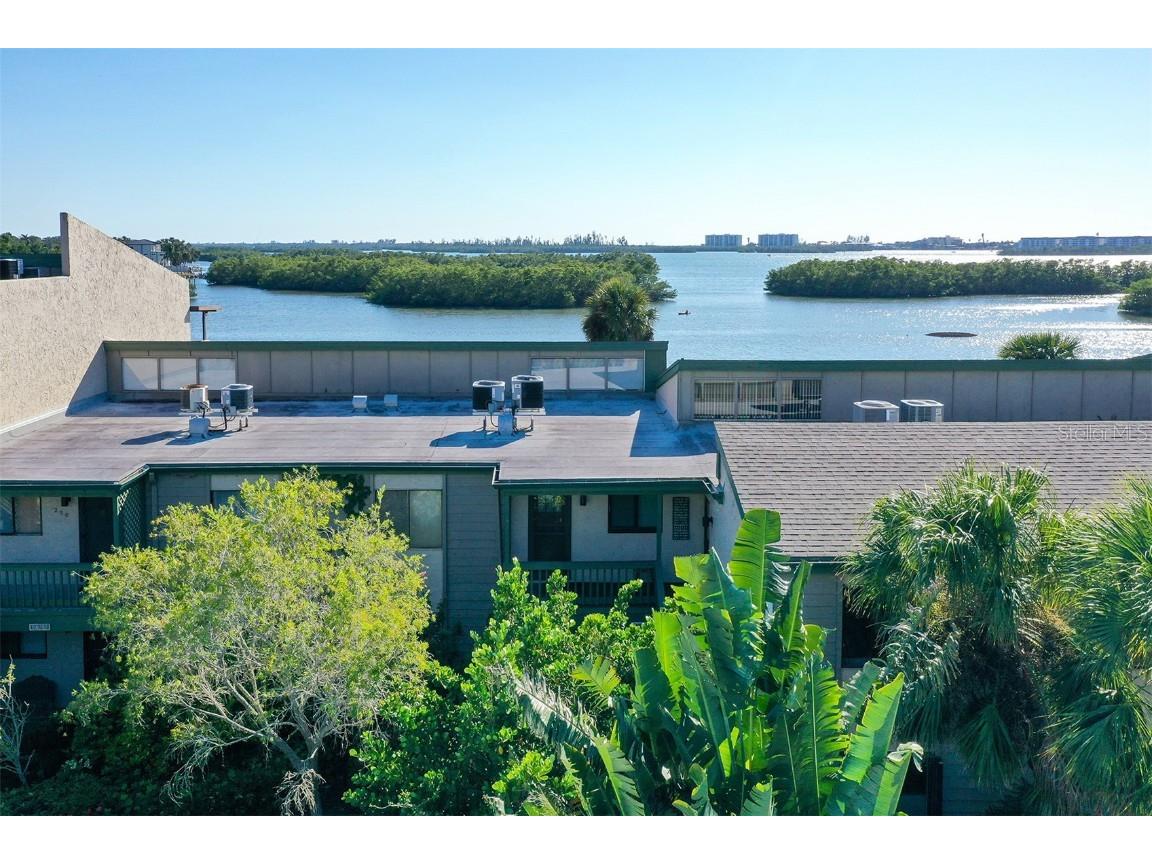 1518 Pelican Point Drive #257 Sarasota FL 34231 - SARASOTA BAY INTRACOASTAL A4671837 image5